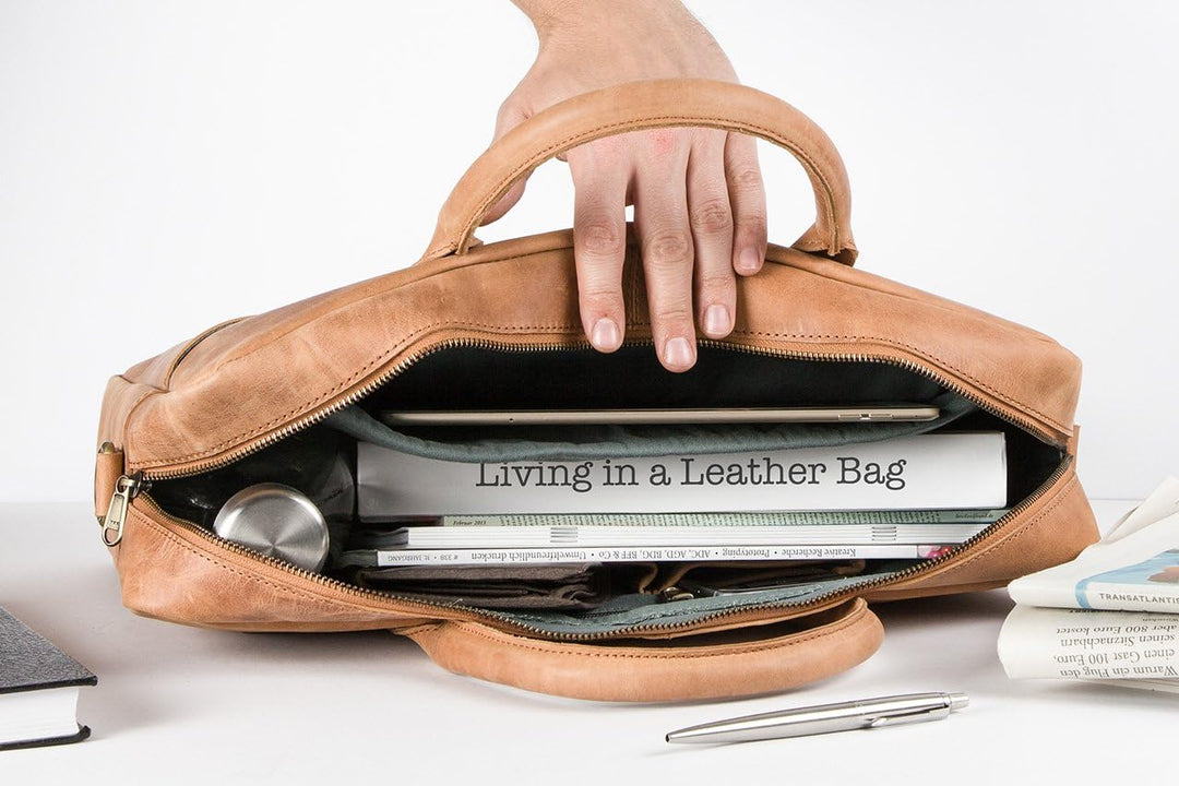 HOLZRICHTER BERLIN Briefcase Aktentasche (M). Handgefertigte grosse Tragetasche, Laptoptasche und Um