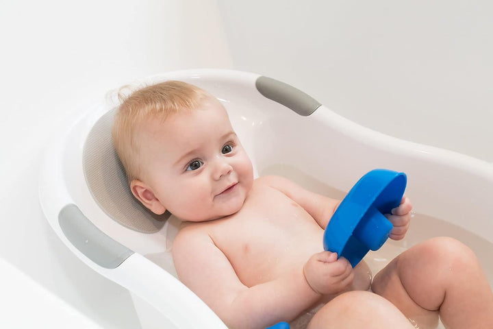 Nuby Baby-Badewanne mit integriertem Sitz und weicher Kopfstütze, Weiss/Grau