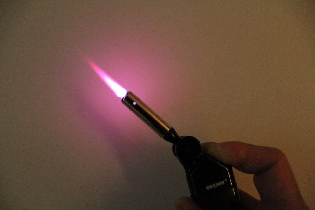 Benzinfeuerzeug Sturmfeuerzeug Chrom (Wird ohne Benzin verkauft) (12 Stück) + 1x (Konsumany® Stab- S