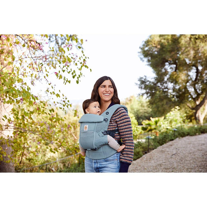 Ergobaby Adapt Babytrage für Neugeborene ab Geburt, 3-Positionen SoftFlex Mesh Ergonomische Babybauc