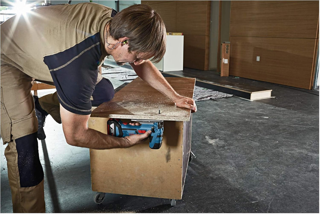 Bosch Professional 18V System Akku Stichsäge GST 18V-LI S (Stabversion, Schnitttiefe in Holz/Alu/Met