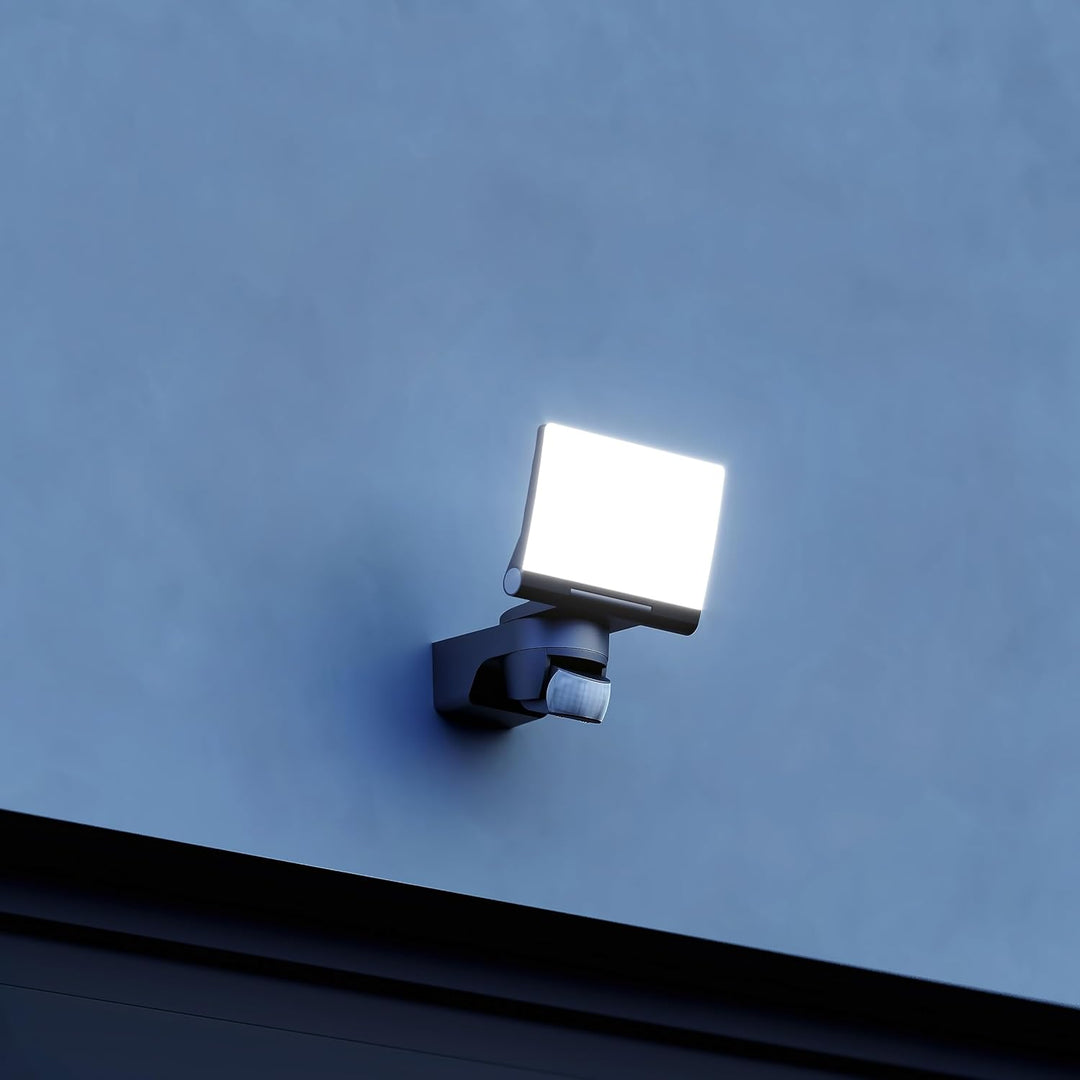 Steinel LED-Strahler XLED Home 2 S Schwarz, Flutlicht, voll schwenkbar, 13,7 W, 180° Mit Bewegungsme