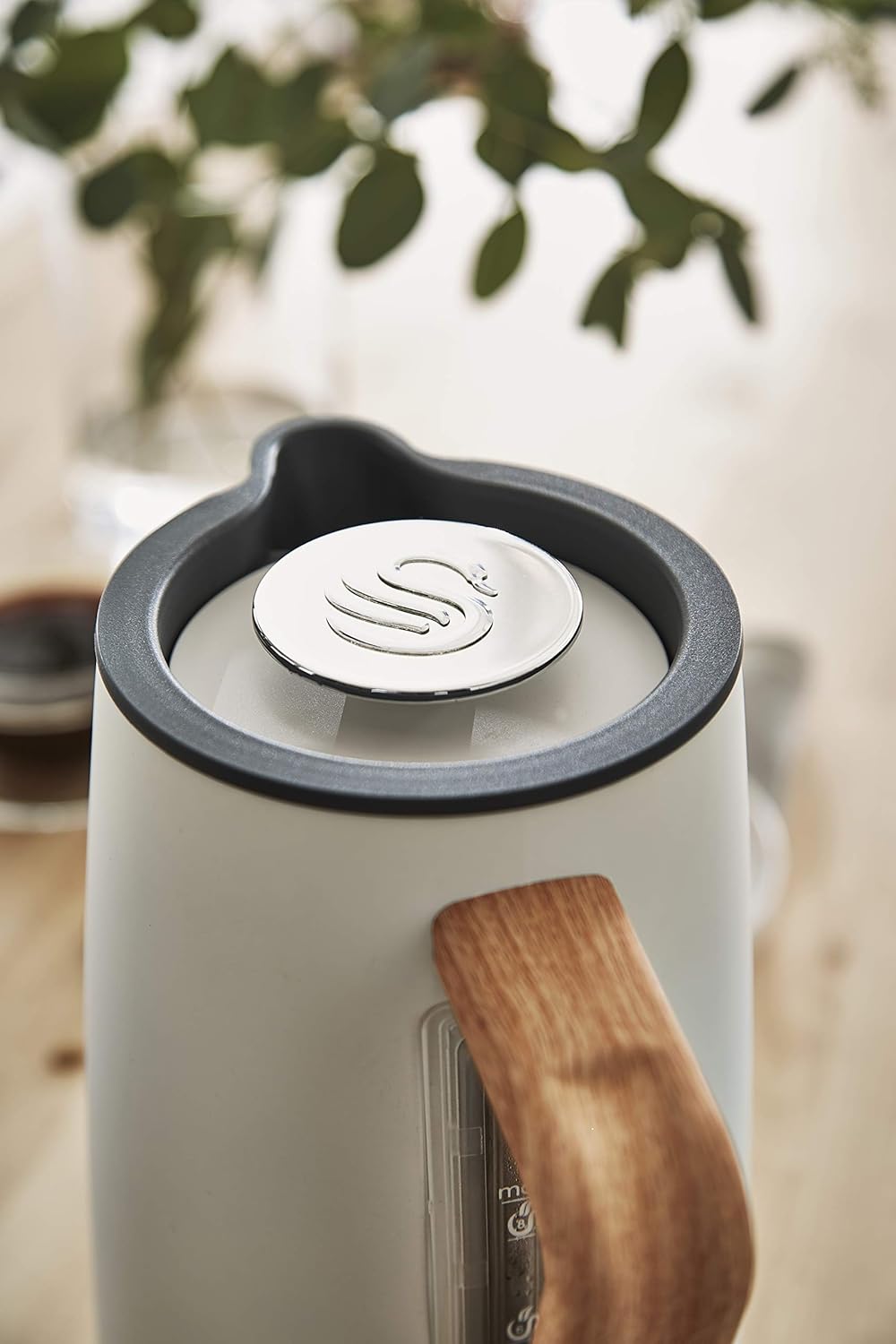 Swan Nordic Ultra Schneller elektrischer Wasserkocher, kabellos, modernes Design, 1,7 l, 2200 W, Gri