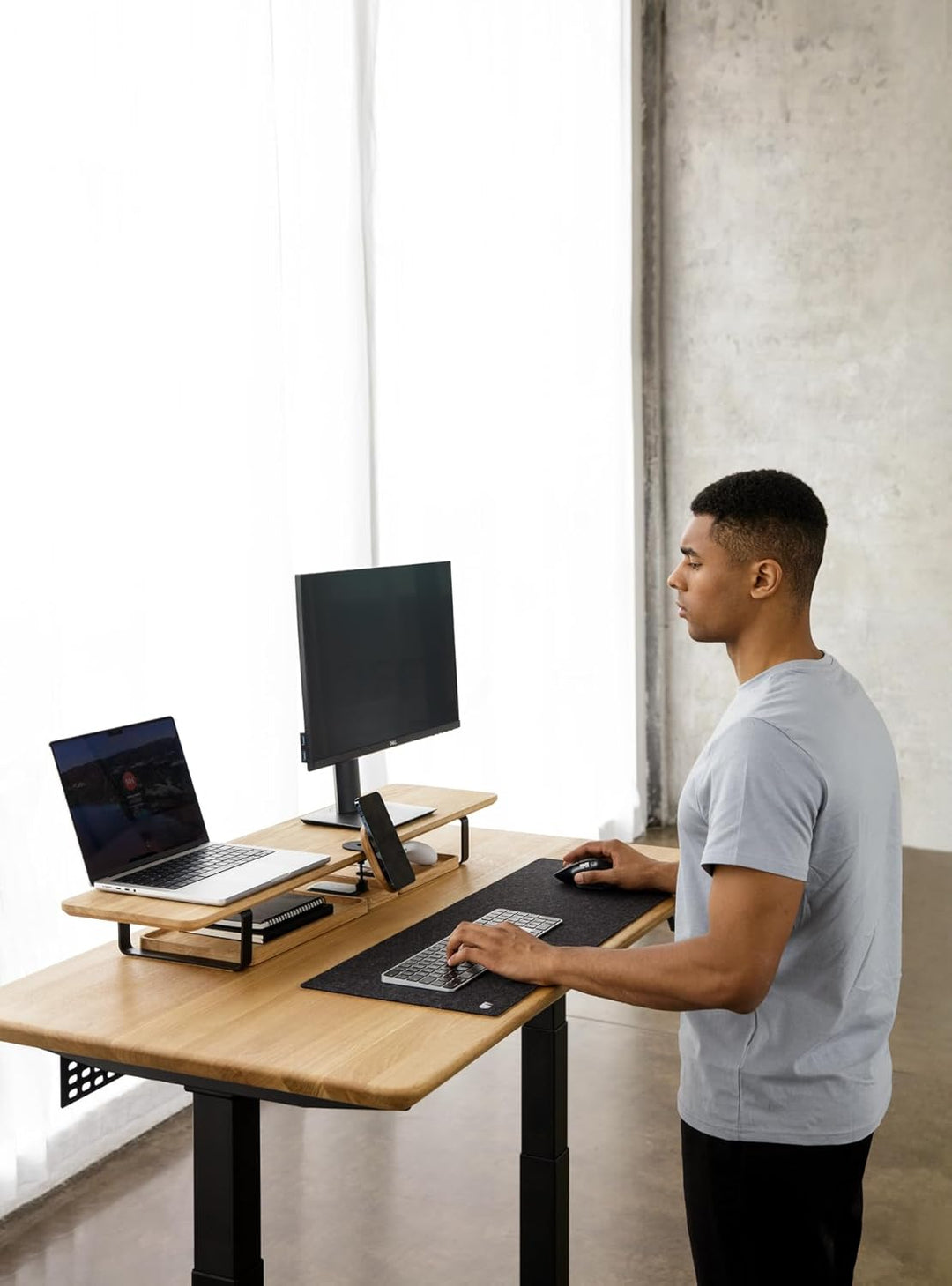 Oakywood Monitorständer für 2 PC-Monitore, 105 x 23 cm (41,3" x 9"), aus Massivholz (Eiche oder Nuss