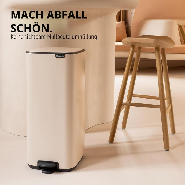 Brabantia Bo Touch Bin Küchenmülleimer 30 L (mattschwarz), platzsparender Abfalleimer mit Soft-Touch