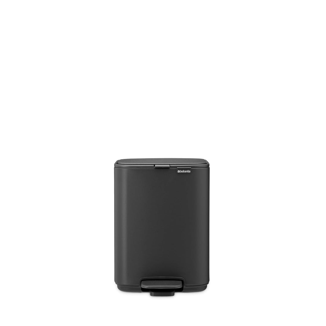 Brabantia Bo Treteimer 4 L (schwarzgrau), platzsparender Mini Mülleimer mit Soft-Close-Funktion und