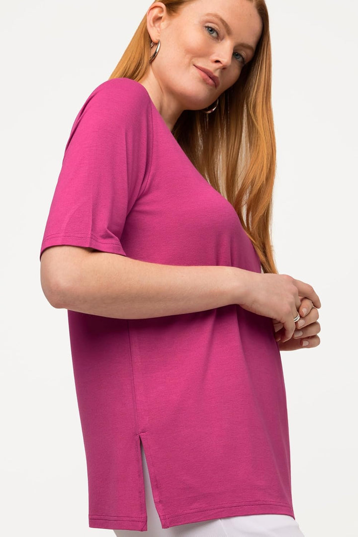 Ulla Popken Damen T-Shirt, vorne doppellagig, V-Ausschnitt, Halbarm 42-44 Fuchsia Pink, 42-44 Fuchsi