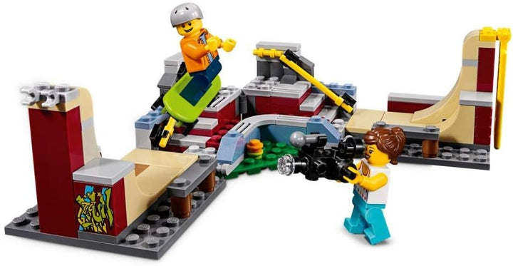 LEGO 31081 Creator Umbaubares Freizeitzentrum