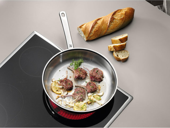 WMF Profi Edelstahlpfanne unbeschichtet 24 cm, Bratpfanne Induktion, für hohe Temperaturen, Cromarga