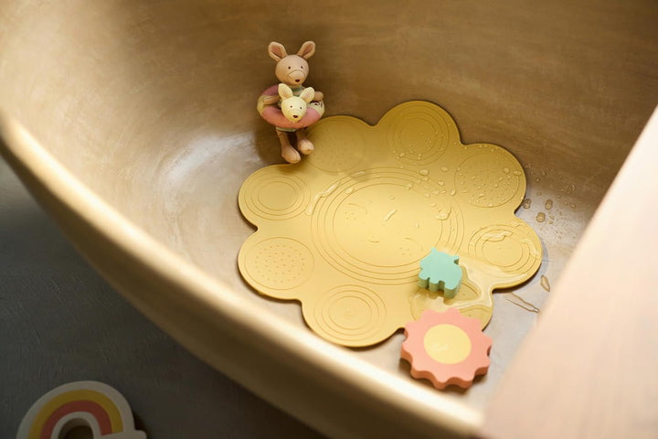 Jollein Badepuppe Baby – Kangaroots – Schwimmende Badewanne Puppe mit Abnehmbarem Schwimmring – Spie