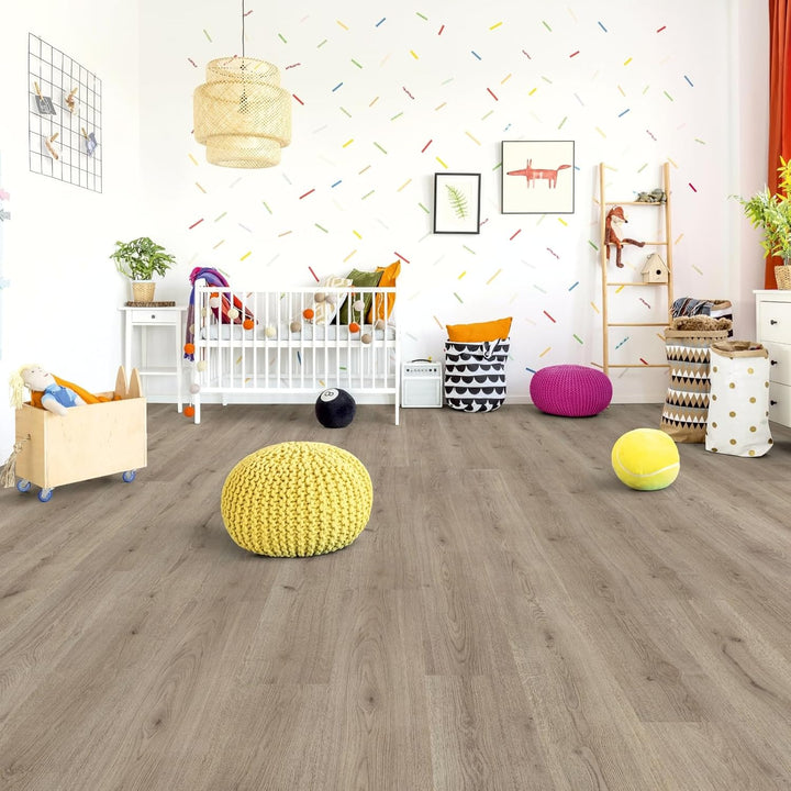 Laminat Trend Eiche Grau – Superior Basic Serie, 193 × 1376 mm, 6 mm dick, moderne Holzoptik in Land