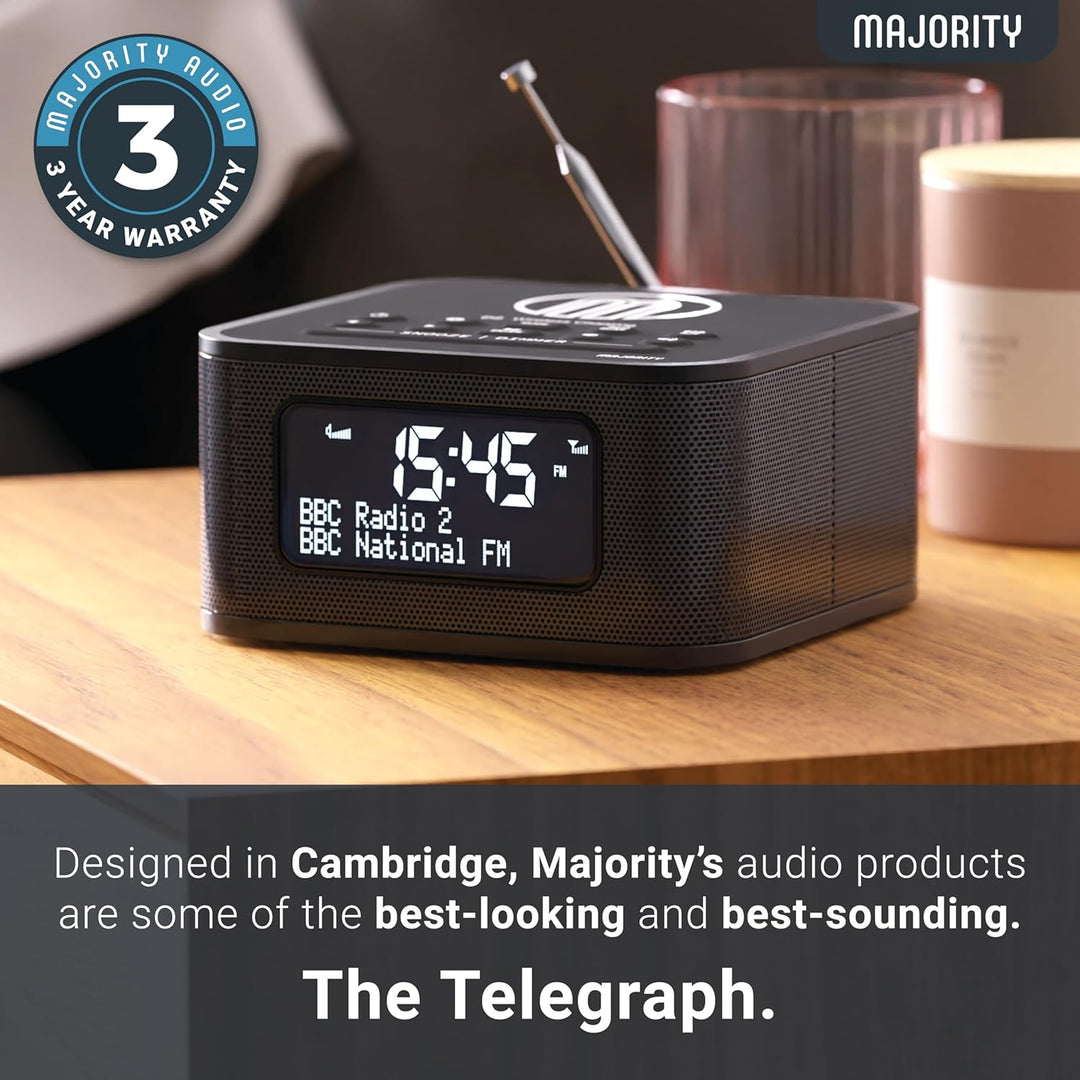 MAJORITY Knapton | Nachttischradio mit Bluetooth | 15W kabelloses Laden & USB-Laden | DAB+ und FM |