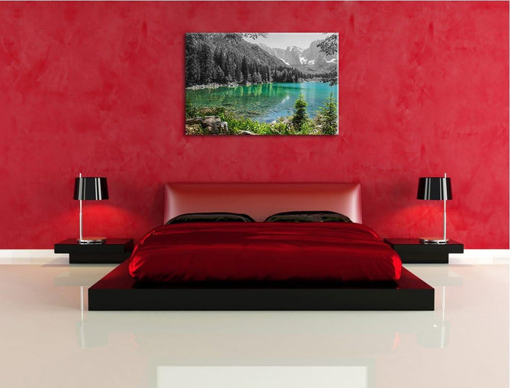 schöner See in einer Berglandschaft schwarz/weiss Format: 100x70 auf Leinwand, XXL riesige Bilder fe