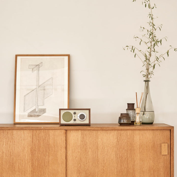 Tivoli Audio Model One BT Bluetooth UKW-/MW-Tisch Radio (Walnuss/Beige) Walnuss / Beige, Walnuss / B