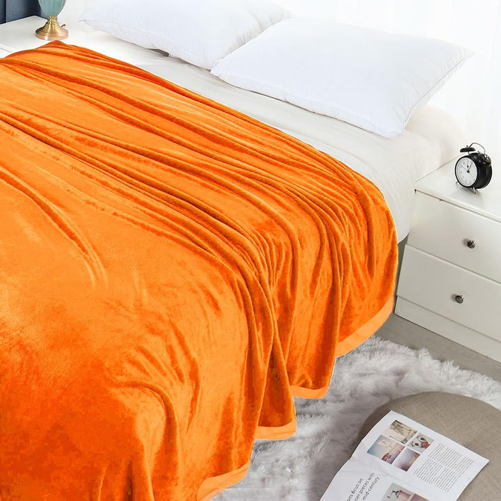 PiccoCasa Kuscheldecke Tagesdecke Fleecedecke mit Rand Microfaser Decke Weiche Warme Leichte Decke 3
