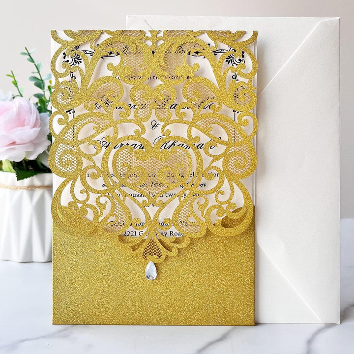 Hosmsua 20x Golden Glitzer Hochzeit EinladungsKarten Lasercut Rose Spitze Wasserdiamant Hochzeitsein