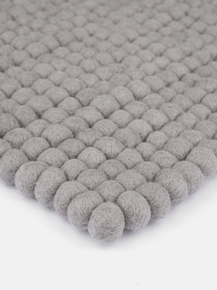 myfelt Filzkugel-Sitzauflage Stuhlauflage - Luis - quadratisch, 36x36 cm, Grau