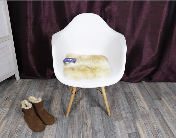 Reissner Lammfelle Sitzauflage DIANA-40-CHA aus Schaffell hochwollig quadratisch 40x40cm Champagner,