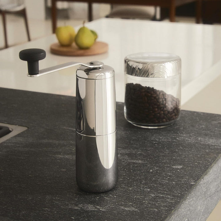 Alessi Slow coffee KT01 - Design Kaffeemühle aus Edelstahl 18/10 mit Knopf aus Thermoplastischem Kun