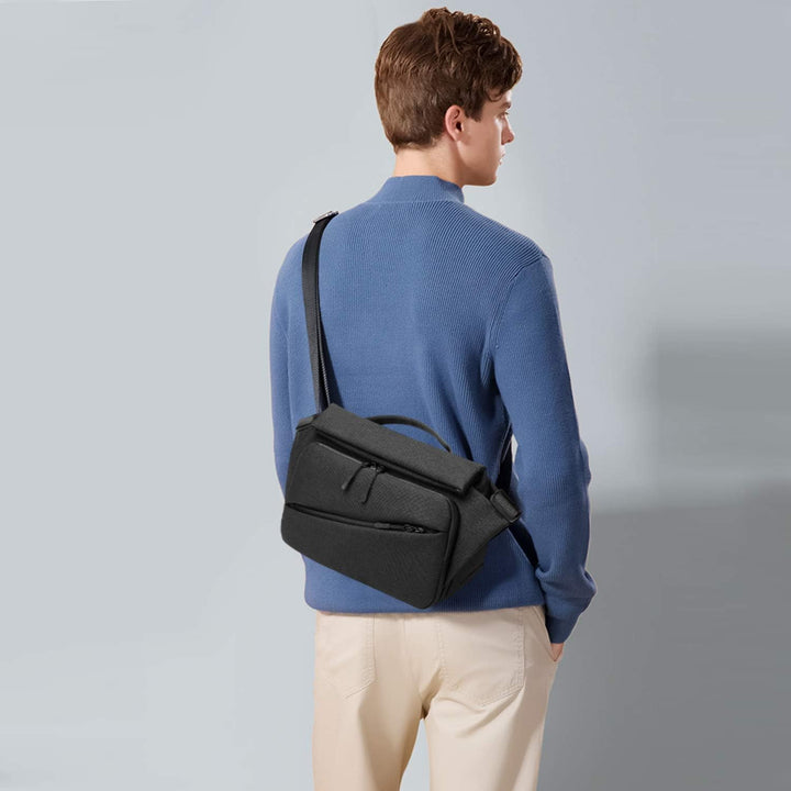 FANDARE Männer Umhängetasche Erweiterbar Schultertasche mit USB-Ladeanschluss Herren Messenger Bag C
