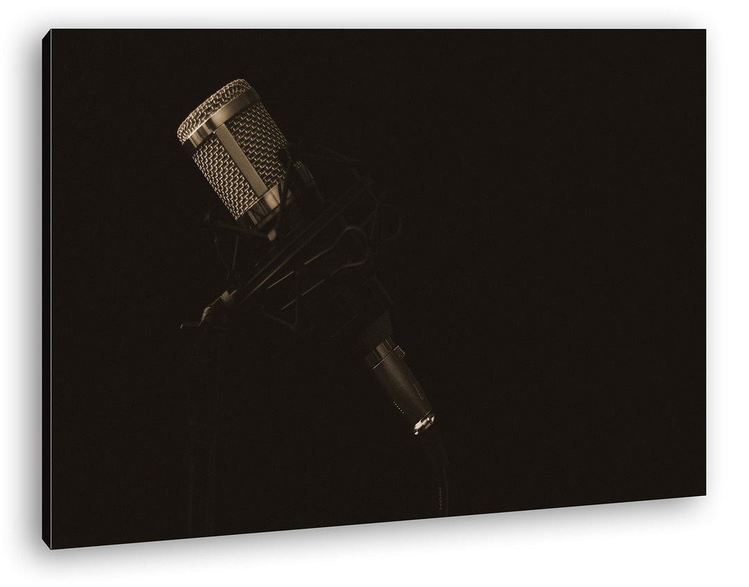 Mikrofon im dunklen Tonstudio Format: 80x60 Effekt: Sepia als Leinwand, Motiv fertig gerahmt auf Ech