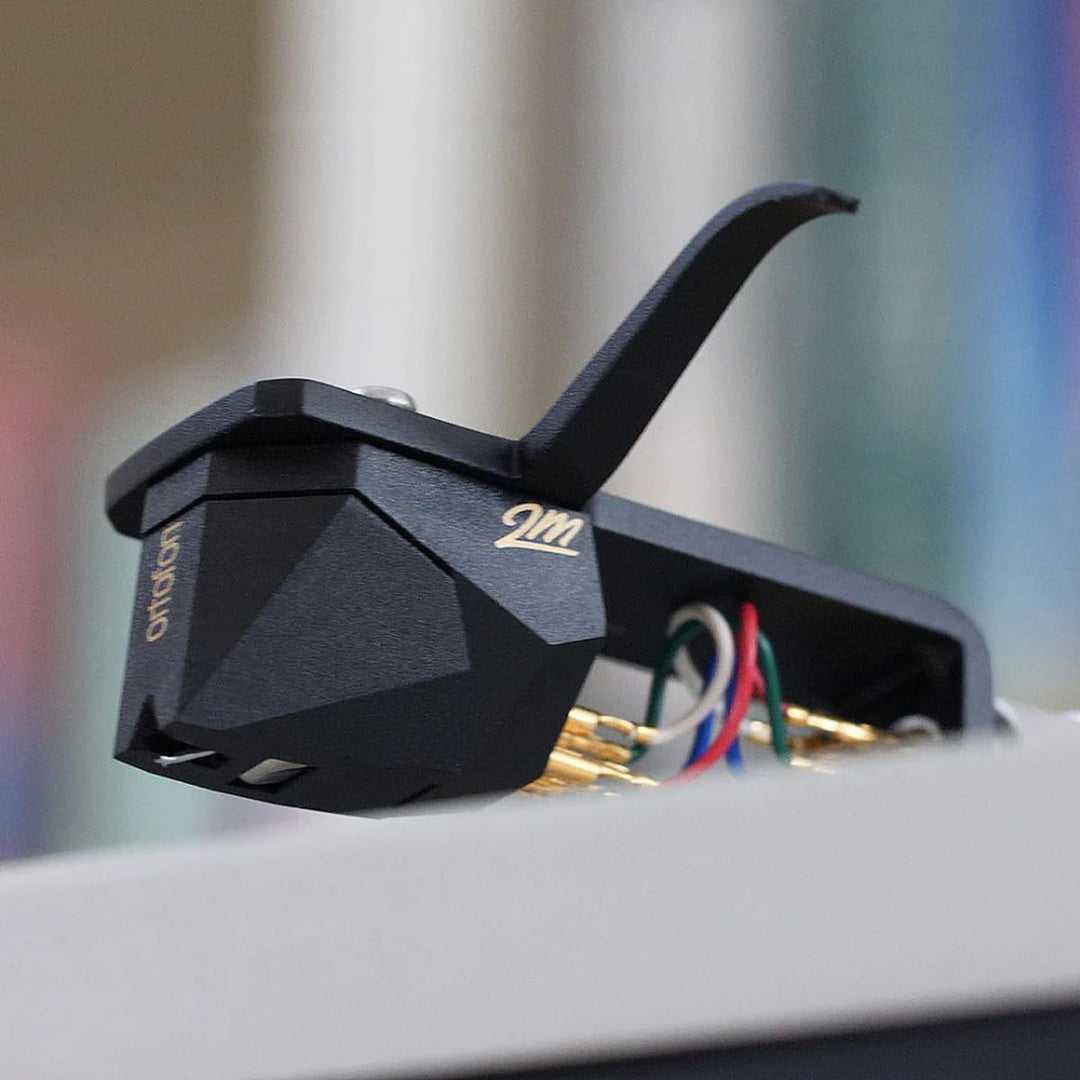 Ortofon 2M Black Premounted - 2M Black Tonabnehmer montiert am SH-4 Black Headshell | einfache Monta