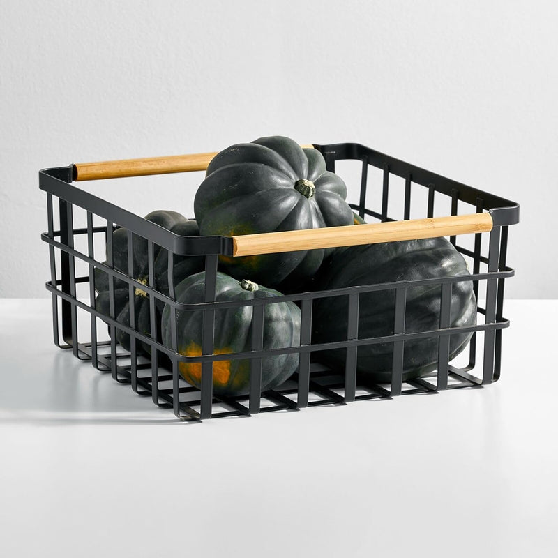 mDesign Allzweckkorb aus Metall – Aufbewahrungskorb für Küche, Vorratskammer etc. – kompakter und un