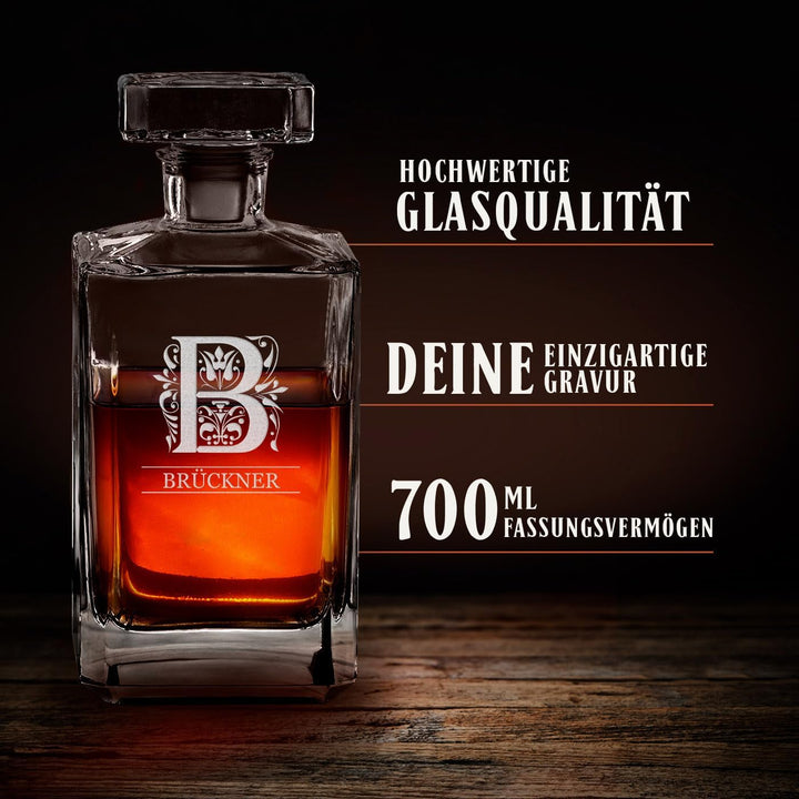Maverton Whiskey Karaffe + 4er Whiskygläser Set mit Gravur - 700ml Whisky Dekanter - Geschenk zum Ge