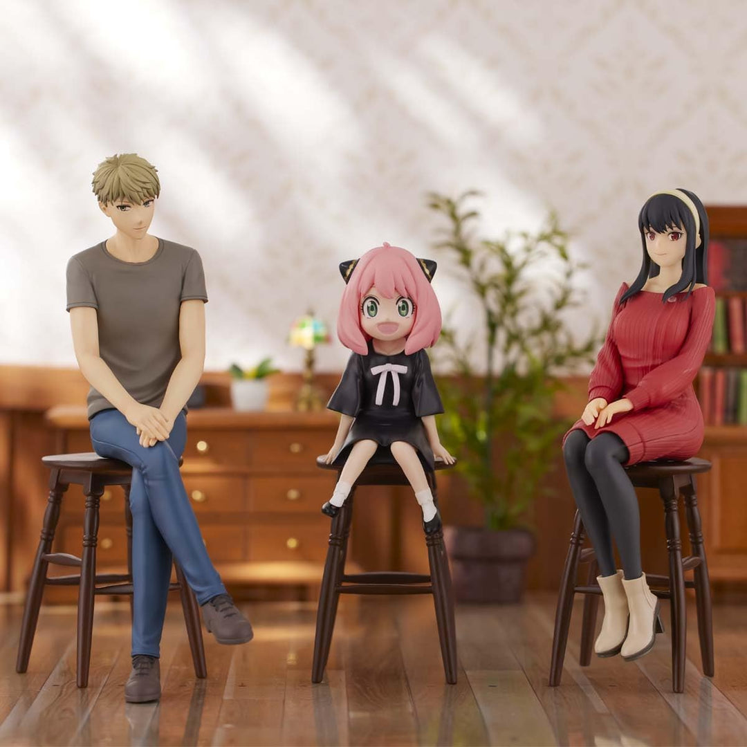 Banpresto Loid Forger Spyxfamily Actionfigur, Break Time Collection, 17 cm, Mehrfarbig, Sammlerfigur
