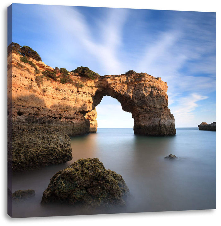 Riesiger Berg im Meer, Format: 70x70 auf Leinwand, XXL riesige Bilder fertig gerahmt mit Keilrahmen,