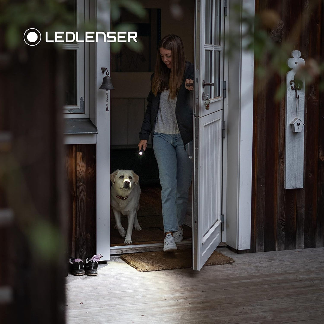 Ledlenser P5R Core kompakte Taschenlampe LED, 500 Lumen, aufladbar mit 14500 Lithium Akku, wasserdic