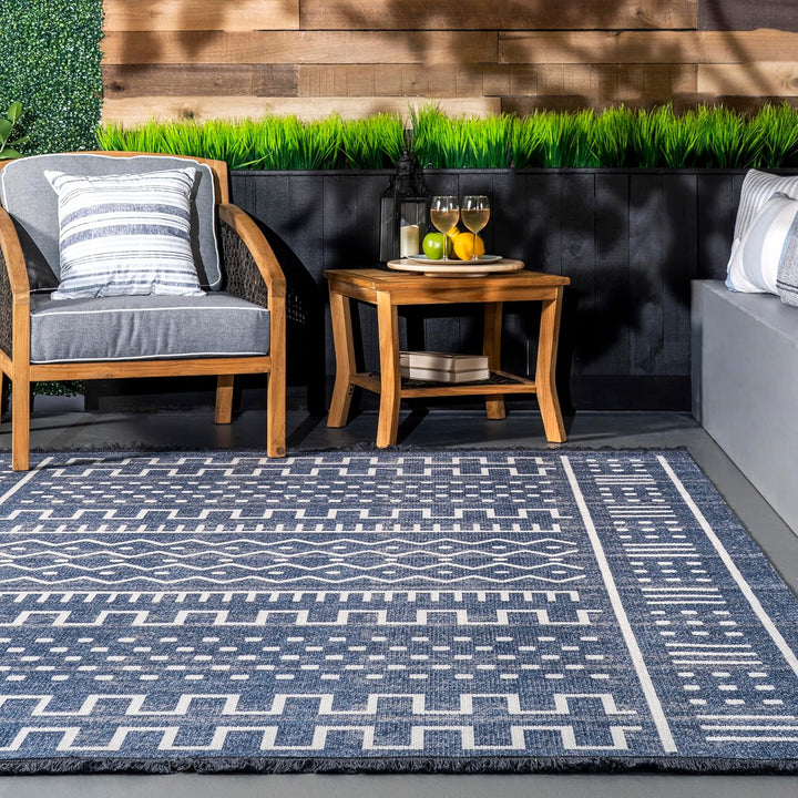 nuLOOM Area Rug, 4' x 6', Blue 4' x 6' (Rectangular) Blau, 4' x 6' (Rectangular) Blau