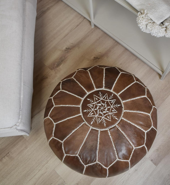 Poufs&Pillows Handgefertigter Sitzhocker aus Leder, gefüllt, Holz, Braun Wood Brown, Wood Brown