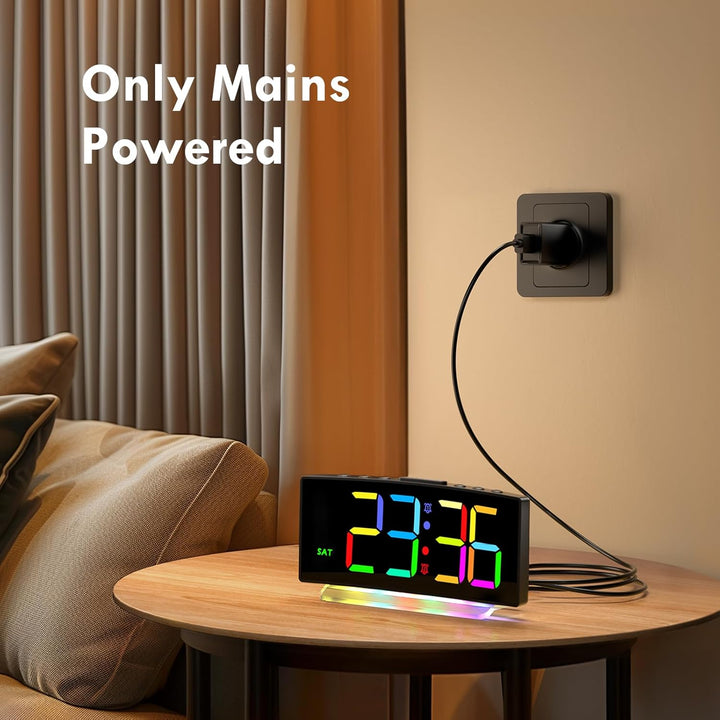 HERMIC Wecker, Wecker Digital LED mit 7 Farben RGB Nachtlicht, Netzbetrieben Digitalwecker mit 8 Far