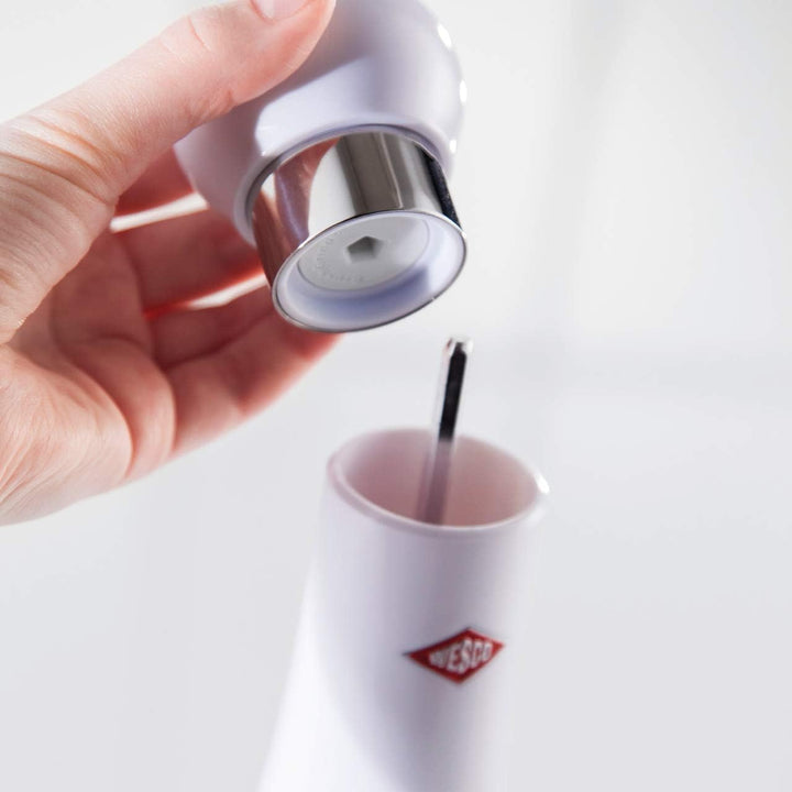 Wesco 322 777 Gewürzmühle Peppy Mill, 7,5 x 7,5 x 30 cm Schwarz, Schwarz