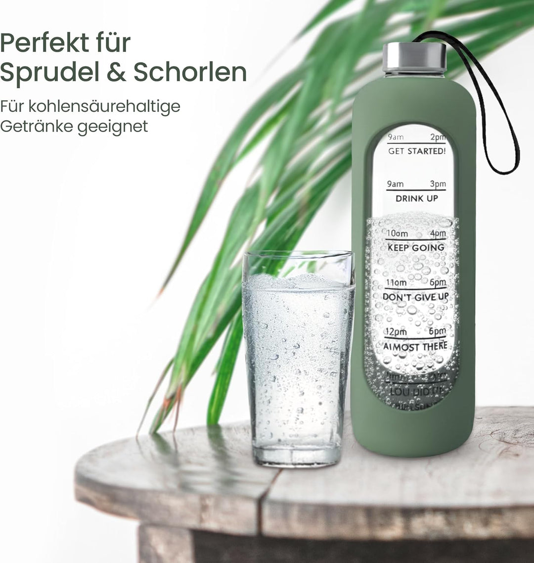 Trinkflasche Glas 1L – kohlensäuregeeignet – mit Bürste & Silikonhülle – Olivgrün