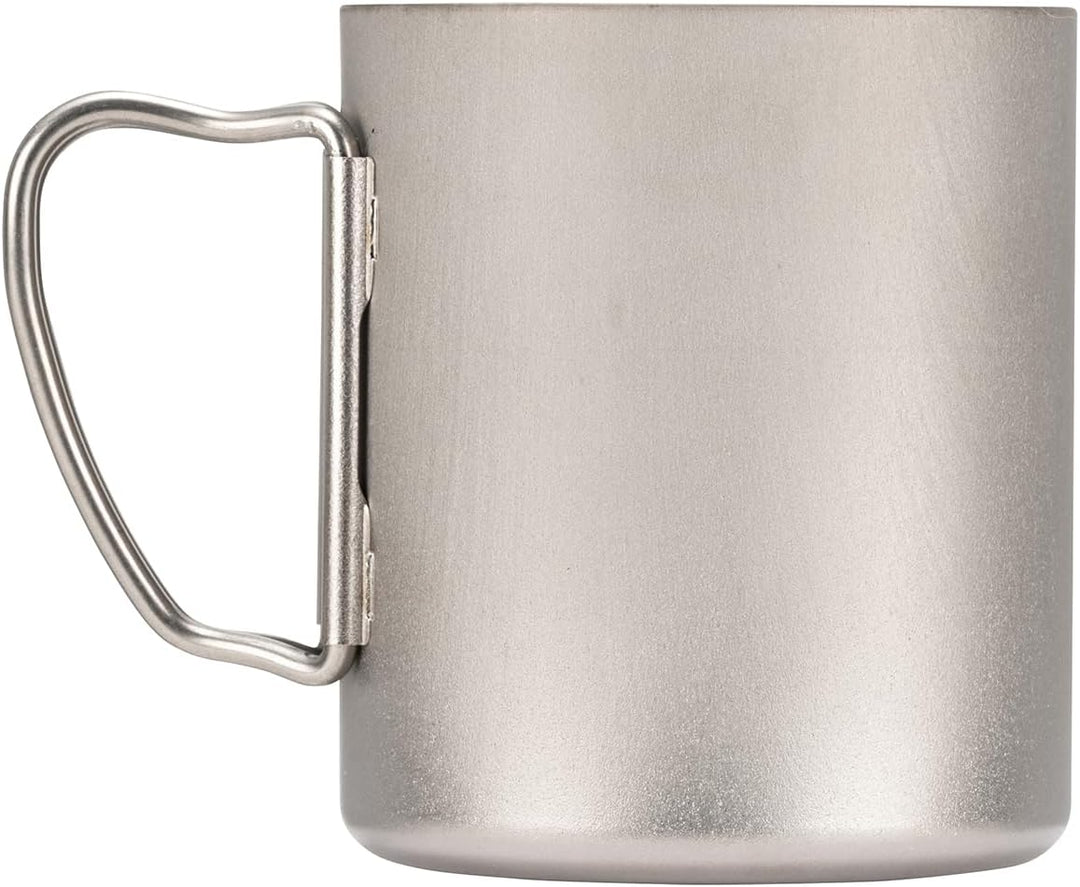Doppelwandige Titan-Tasse