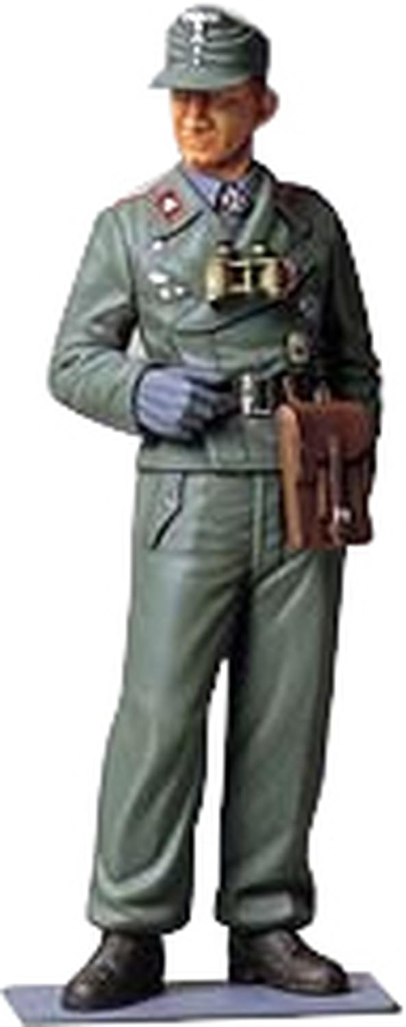 Tamiya 300036301-1:16 WWII Figur Deutscher Panzersoldat, originalgetreue Nachbildung, Plastik Bausat