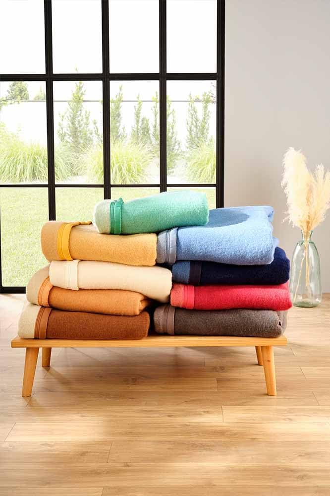 Poyet Motte AUBISQUE Decke Wolle Natur Gebleicht, Wolle, Naturel blanchi, 260 x 240 cm, 260 x 240 cm
