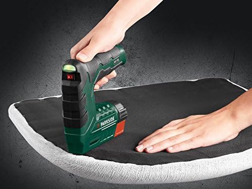 PARKSIDE Akkutacker Tacker | 4V (1300mAh) Li-Ion Akku Elektrotacker - Inklusive 1000 Klammern | PAT