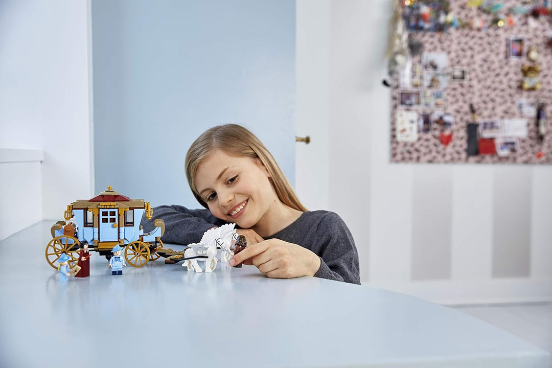 LEGO 75958 Harry Potter Kutsche von Beauxbatons: Ankunft in Hogwarts