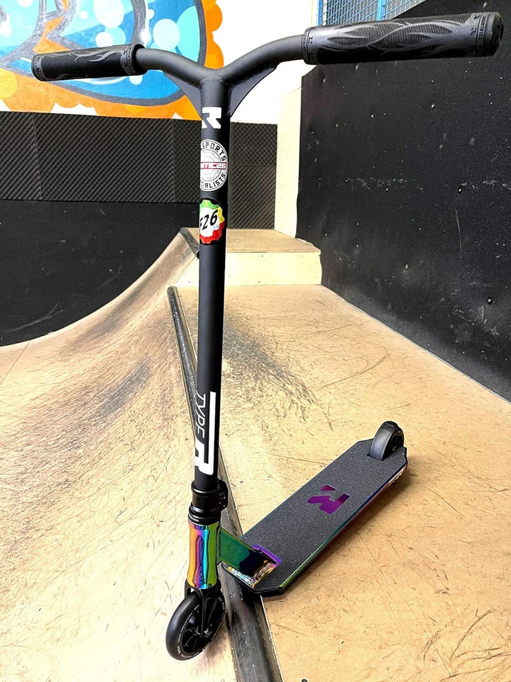 Root Industries R-Type Stunt-Scooter H= 82,5mm Park-/Trick-/Tretroller + Fantic26 Sticker Rainbow Ne