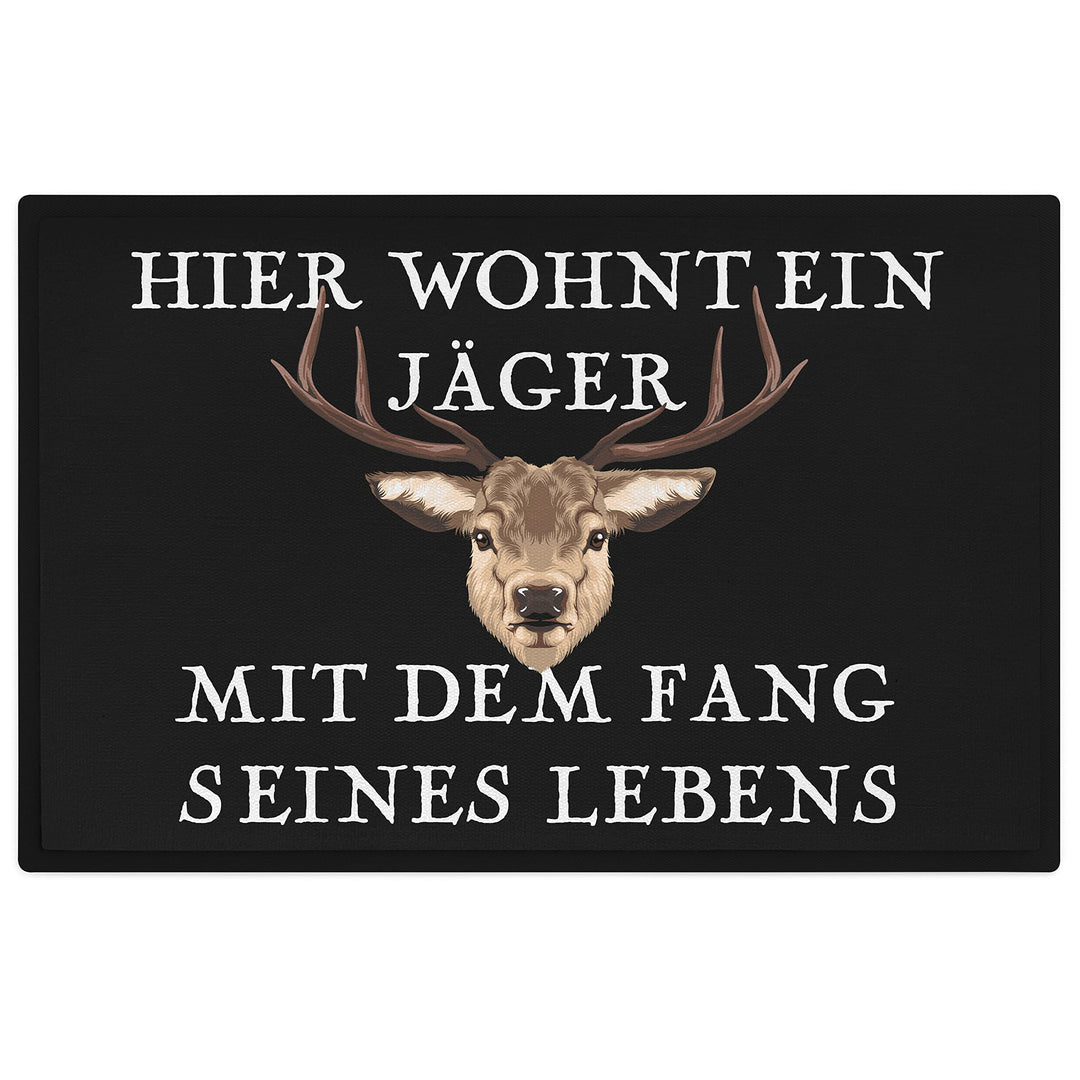 Trendation - Hier Wohnt EIN Jäger Fussmatte Geschenk für Jäger Lustiger Spruch Frundin Fussmatte 60x