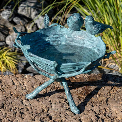 IDYL Bronze-Skulptur Zwei Vögel auf einem Vogelnest | 19x31x37 cm | Tierfigur aus Bronze handgeferti