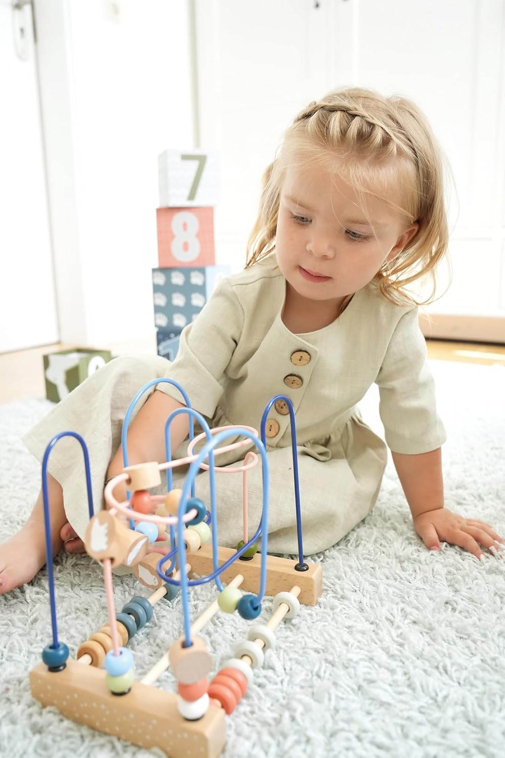 Small Foot Motorikschleife „Arctic“ aus FSC® 100%-zertifiziertem Holz, Motorikspielzeug für Kinder a
