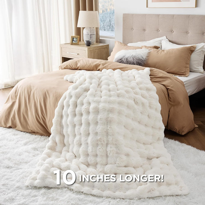 BEDSURE Kuscheldecke Kaninchen Flauschig, Dicke Und Warme Sofadecke Für Den Winter, Kunstfelldecke,