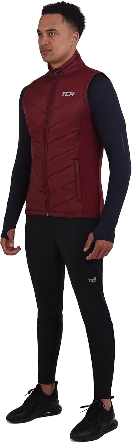 TCA Herren Excel Runner Leichte und gepolsterte Weste mit Reissverschlusstaschen M Cabernet, M Caber
