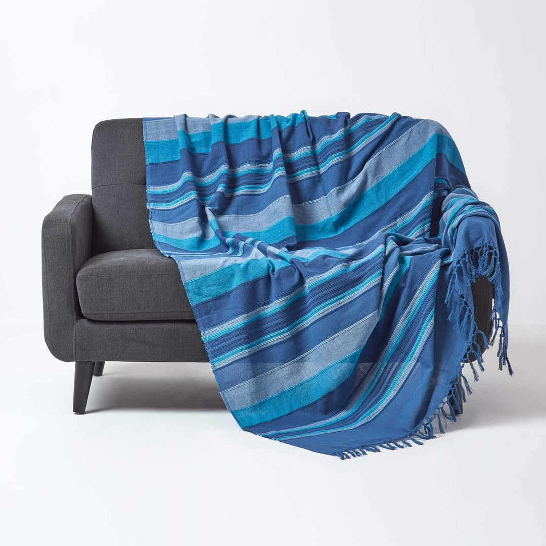 Homescapes extra grosse Tagesdecke Morocco, blau, Sofa-Überwurf aus 100% Baumwolle, weiche Wohndecke