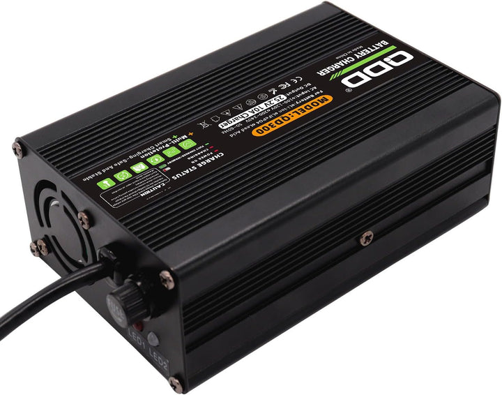 QDD 25,2 V 10 A Smart-Ladegerät, Aluminiumgehäuse, geeignet für 6S 22,2 V Lithium-Ionen-Akku für den