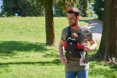 Chicco EasyFit Ergonomische Trage für Babys und Kleinkinder ab der Geburt bis 9 kg, Einfach zu Trage